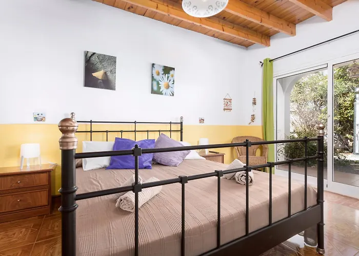 Home2book Quiet With Private Pool Трикивихате