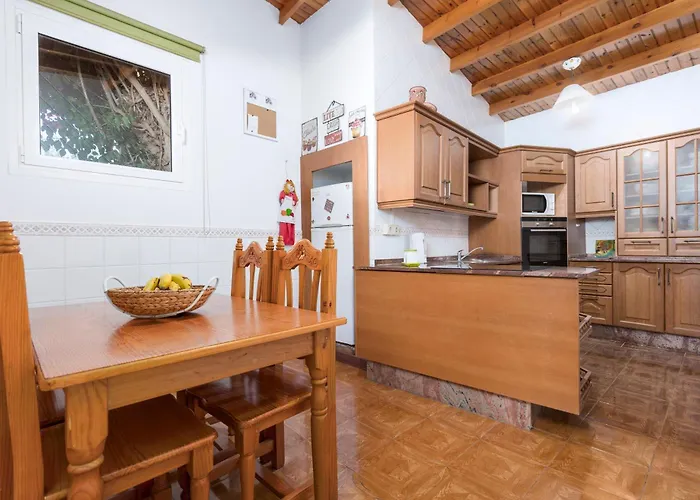 Home2book Quiet With Private Pool Дом отдыха