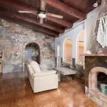 Home2book Quiet With Private Pool Casa vacanze